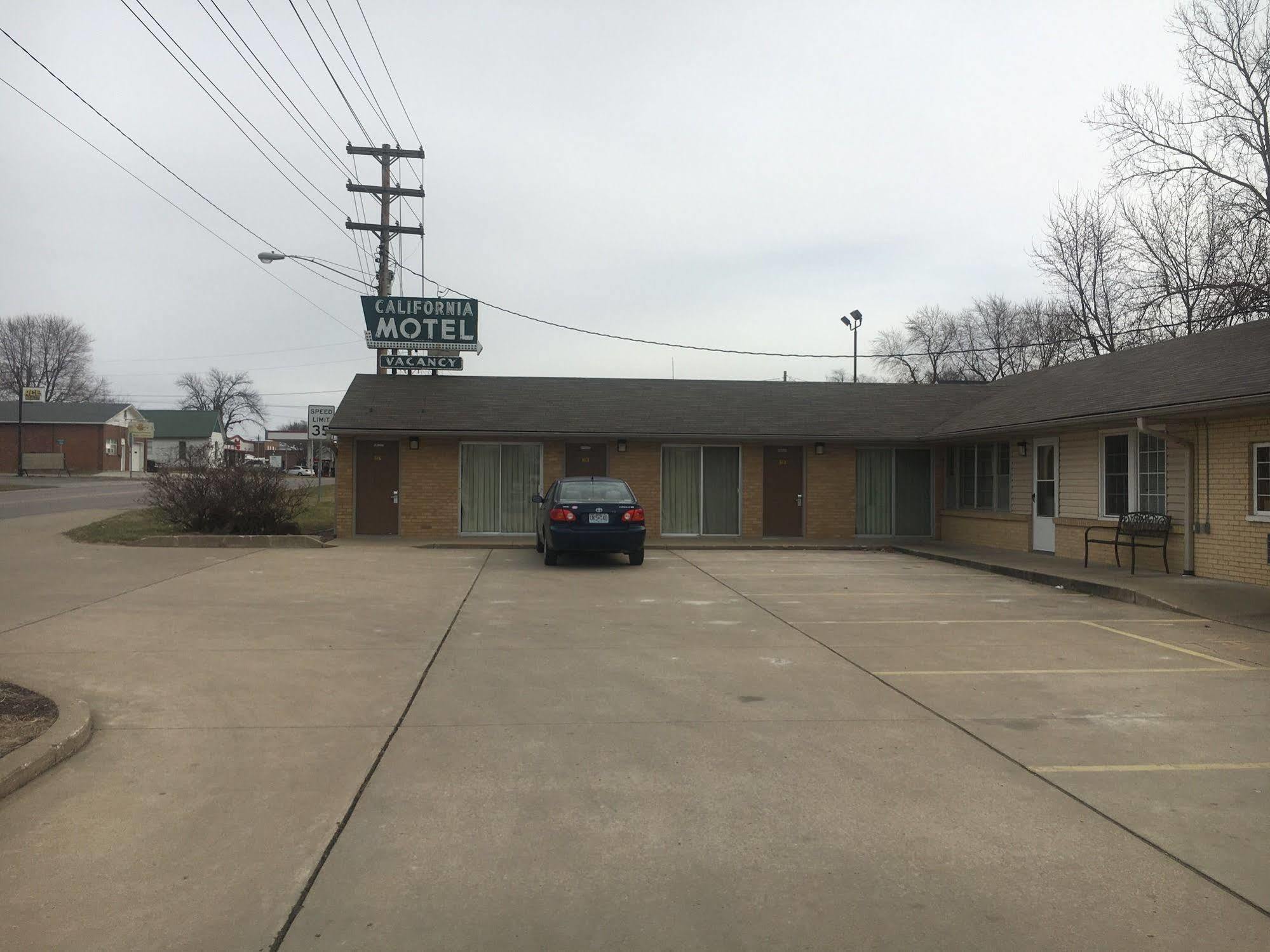 California Motel Экстерьер фото